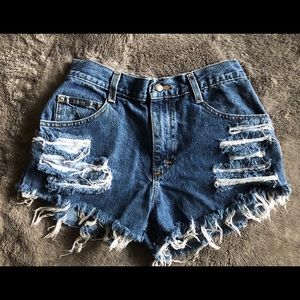 Vintage high waisted cut off shorts